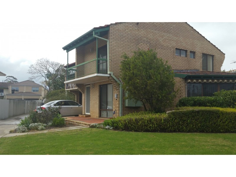 1/158 Melville Parade, Como WA 6152