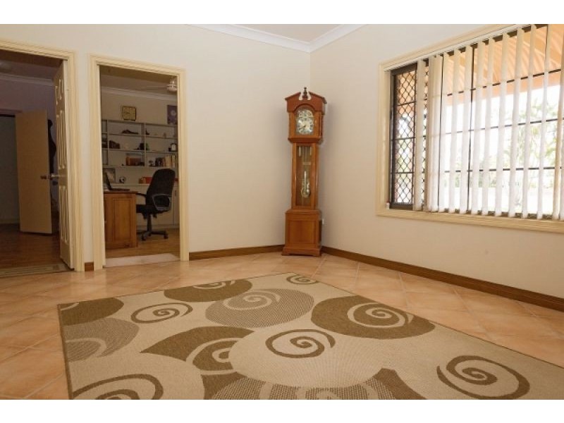 20 Landers Avenue, Rangewood QLD 4817