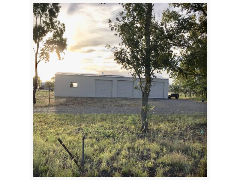 22 William Street, Clifton QLD 4361