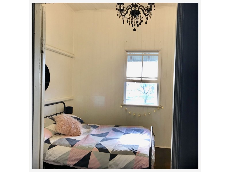 22 William Street, Clifton QLD 4361