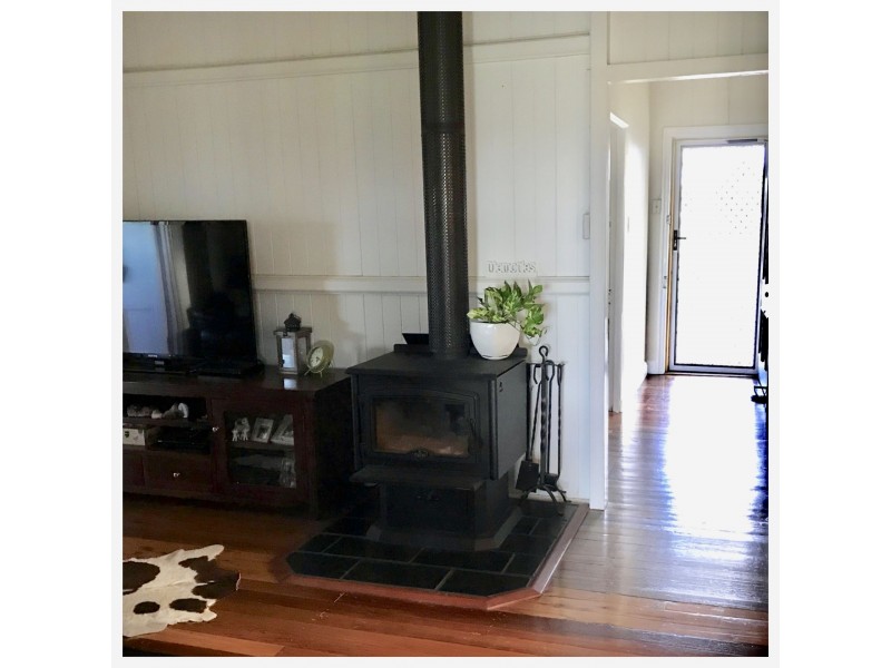 22 William Street, Clifton QLD 4361