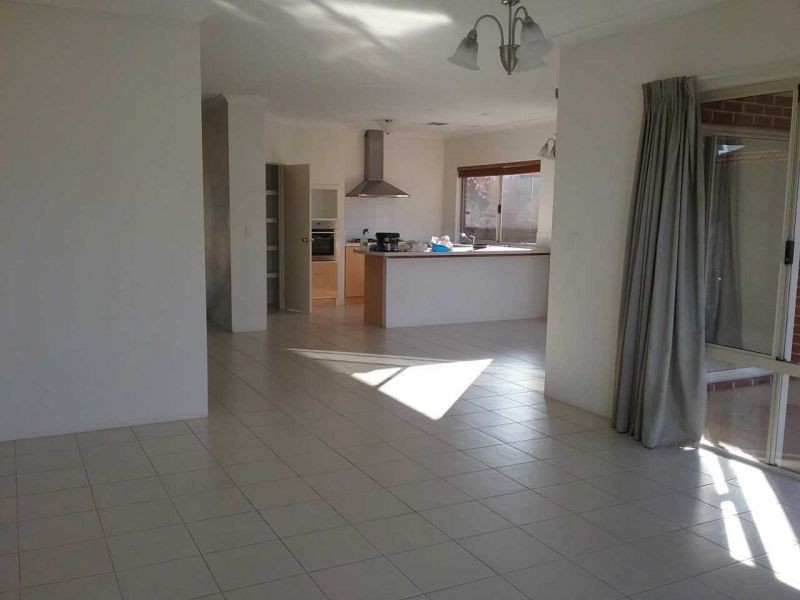 6 Patman Road, Secret Harbour WA 6173