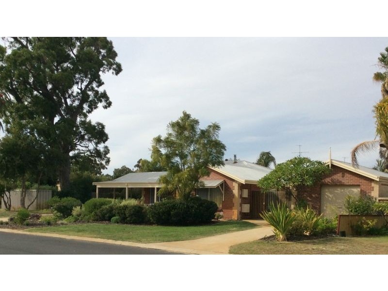 1 Arrowrock Retreat, Greenfields WA 6210