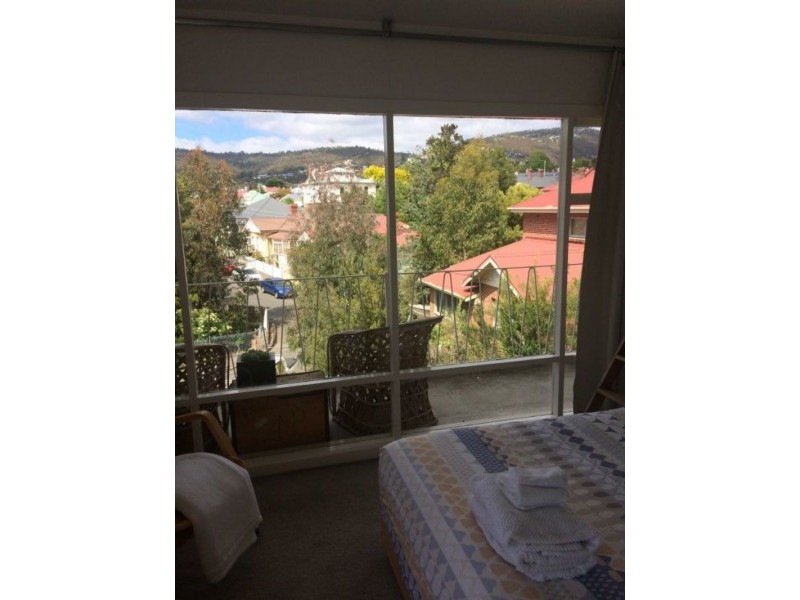 1/4 Jersey Street, Sandy Bay TAS 7005