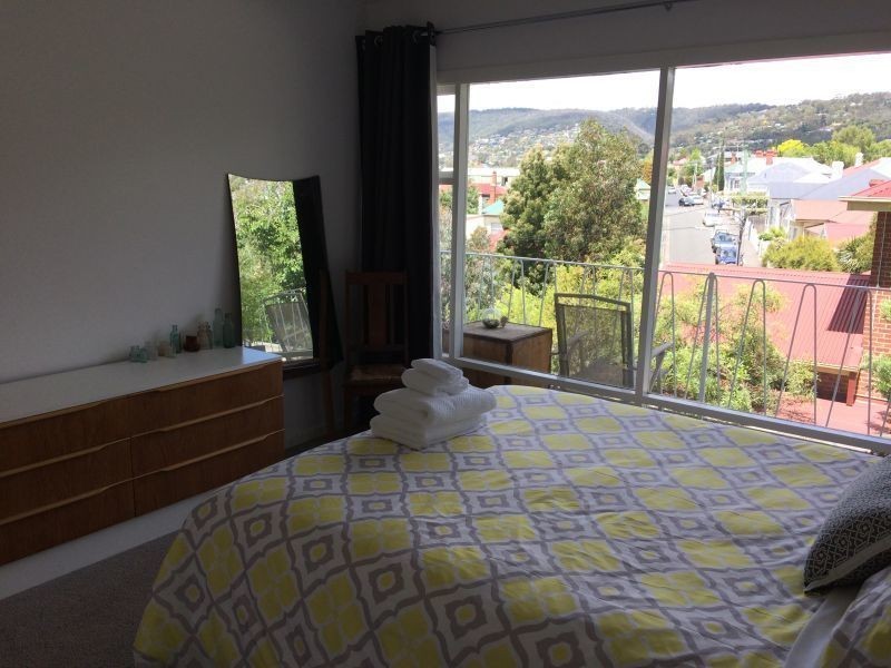 1/4 Jersey Street, Sandy Bay TAS 7005