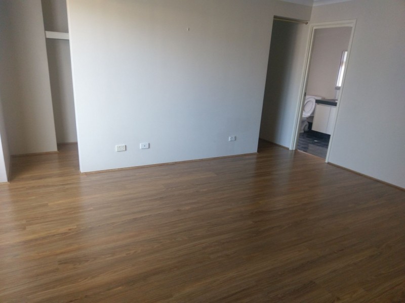 21 Hirundo Bend, Tapping WA 6065
