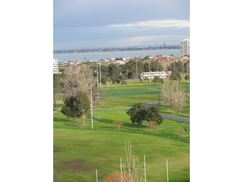 1102/82 Queens Road, Melbourne VIC 3004