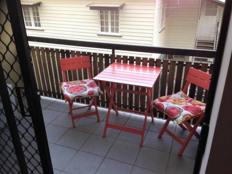 2/61 Sixth Av, Kedron QLD 4031