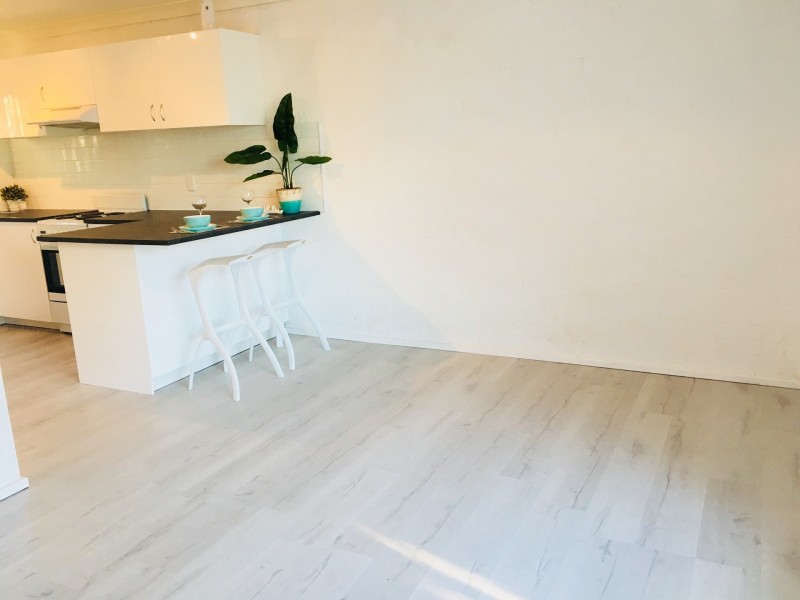 12 Melinda Grove, Lake Heights NSW 2502