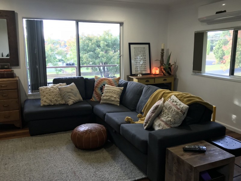 2 Duke Street, Uralla NSW 2358