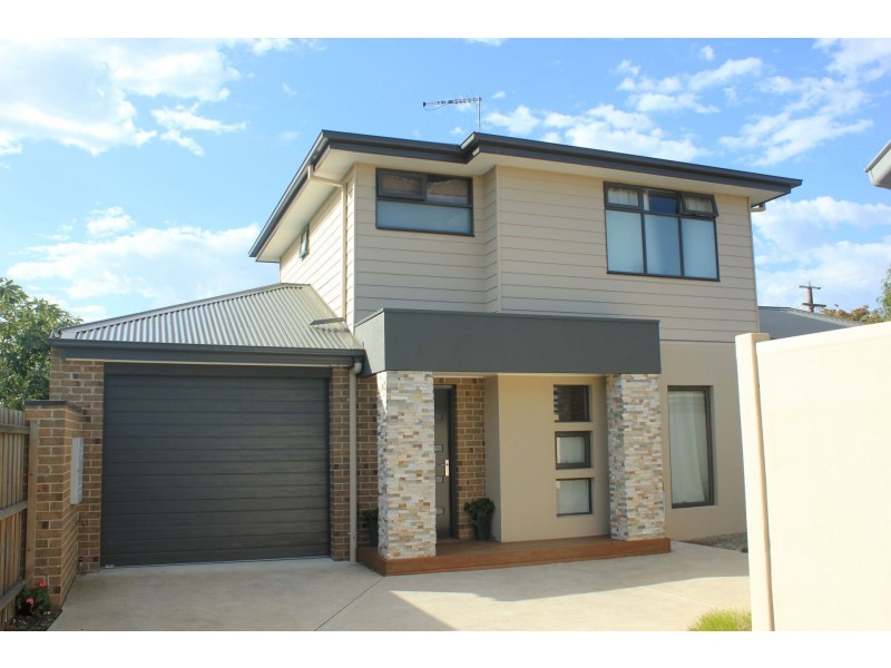 1/127 Albert Rd, Warragul VIC 3820