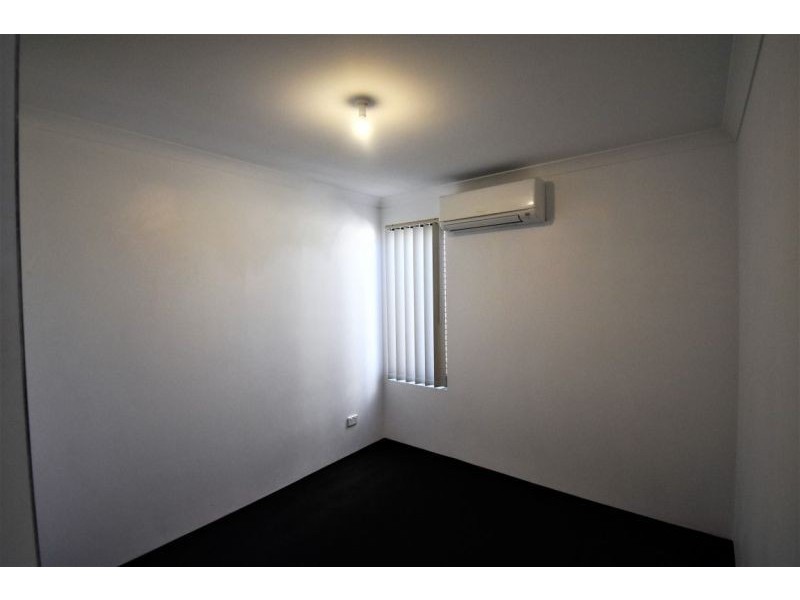 137 Lambeth Circle, Wellard WA 6170