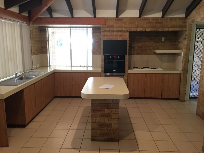136 Sydenham Street, Kewdale WA 6105