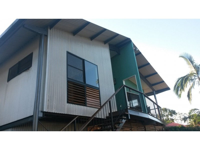 65 Holland St, Wongaling Beach QLD 4852