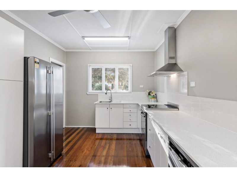 9 Kenbarry Street, Brighton QLD 4017