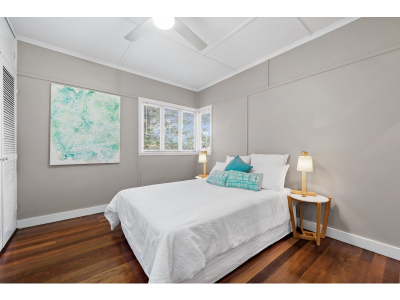 9 Kenbarry Street, Brighton QLD 4017