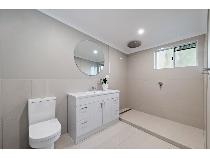 9 Kenbarry Street, Brighton QLD 4017