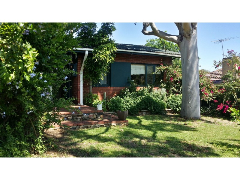 25 Longson Street, Hamilton Hill WA 6163