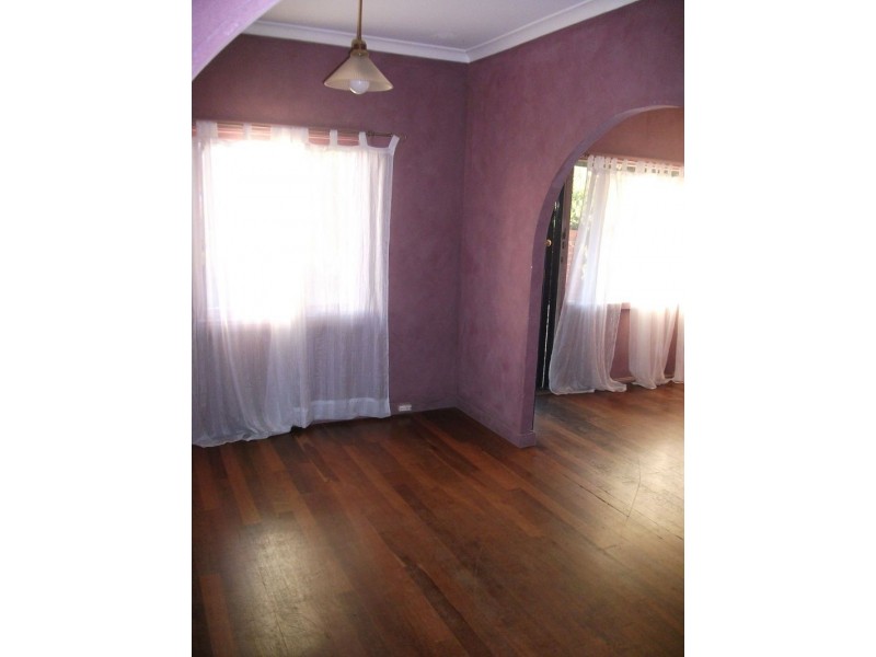 25 Longson Street, Hamilton Hill WA 6163