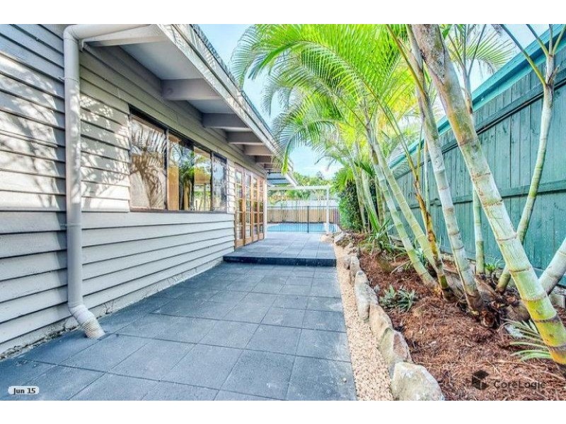 11 Alfred Street, Mermaid Beach QLD 4218