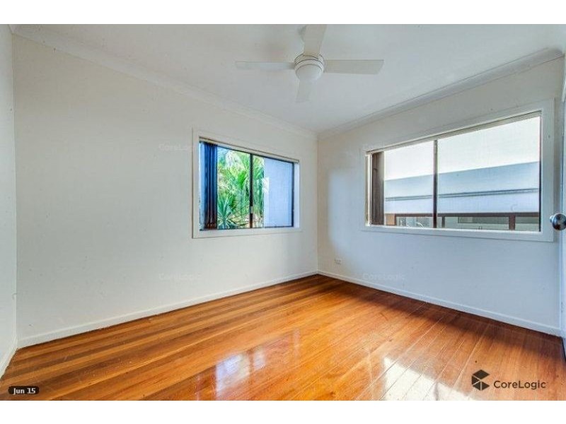 11 Alfred Street, Mermaid Beach QLD 4218