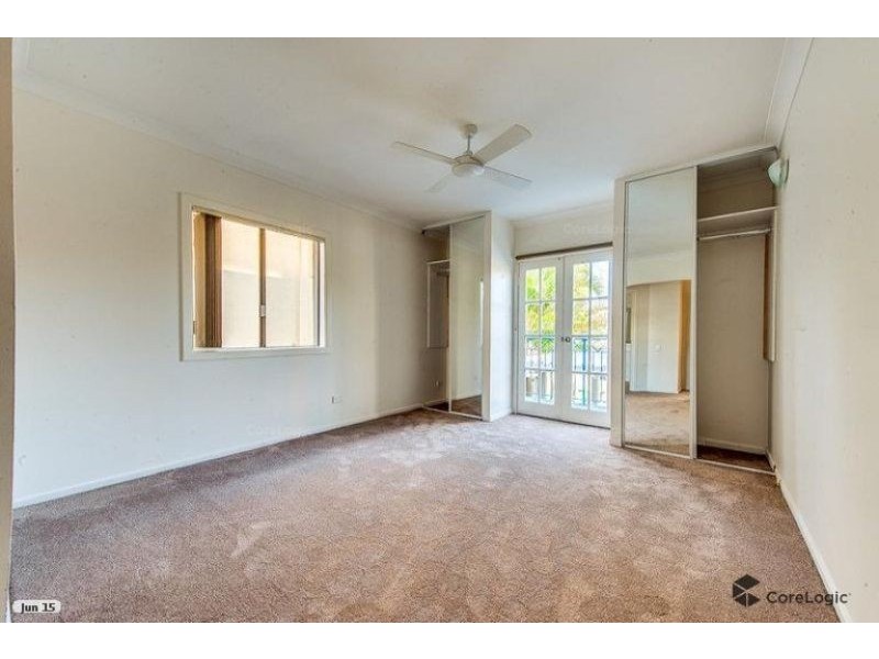 11 Alfred Street, Mermaid Beach QLD 4218