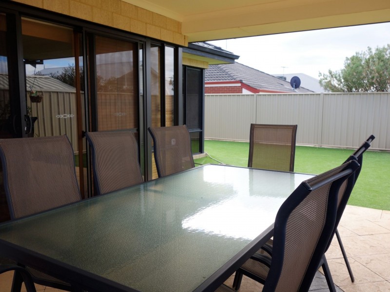 3 Sunco Parade, Canning Vale WA 6155