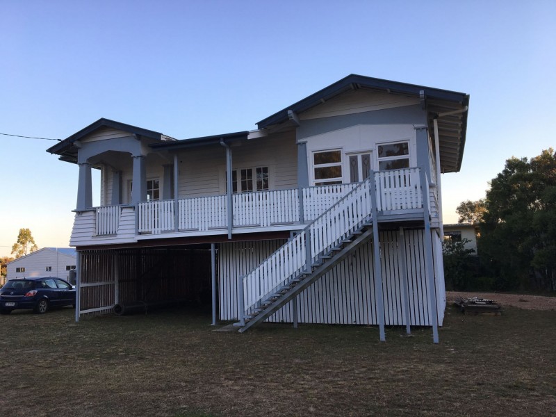 16 Bay Drive, Russell Island QLD 4184