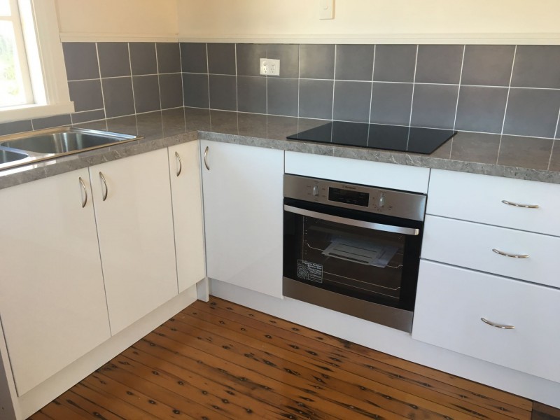 16 Bay Drive, Russell Island QLD 4184