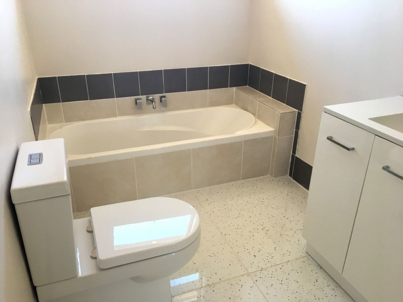 16 Bay Drive, Russell Island QLD 4184