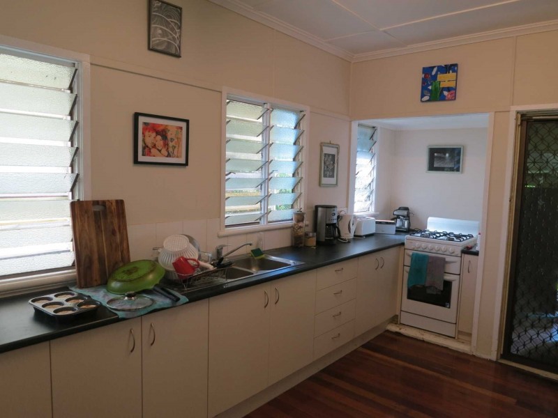 82 Miller Street, Chermside QLD 4032