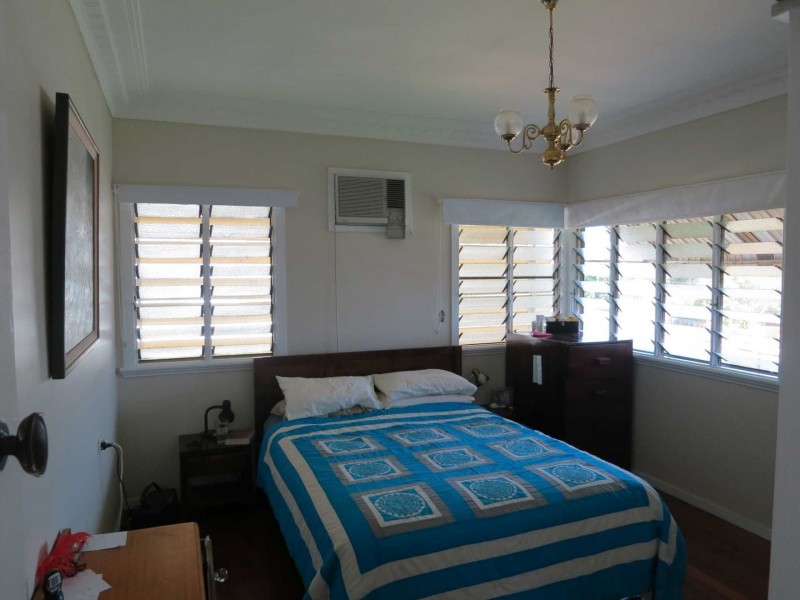 82 Miller Street, Chermside QLD 4032
