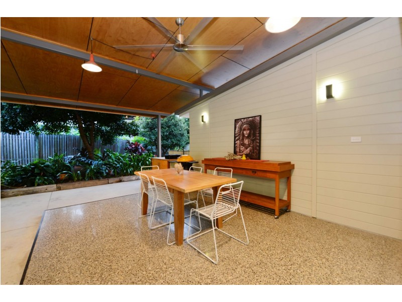 6 Vulcan Street, Aeroglen QLD 4870