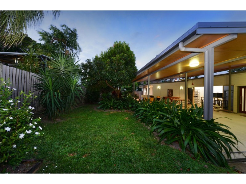 6 Vulcan Street, Aeroglen QLD 4870