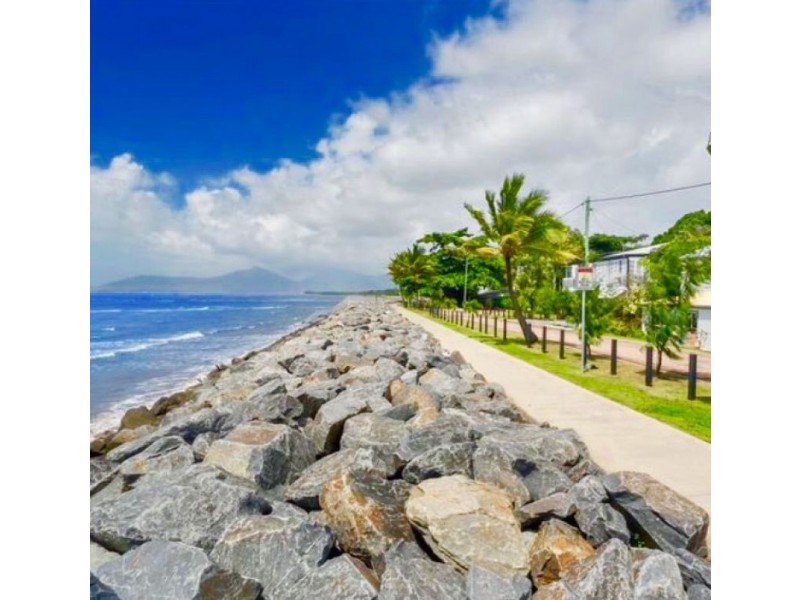 40 Marshall Street, Machans Beach QLD 4878