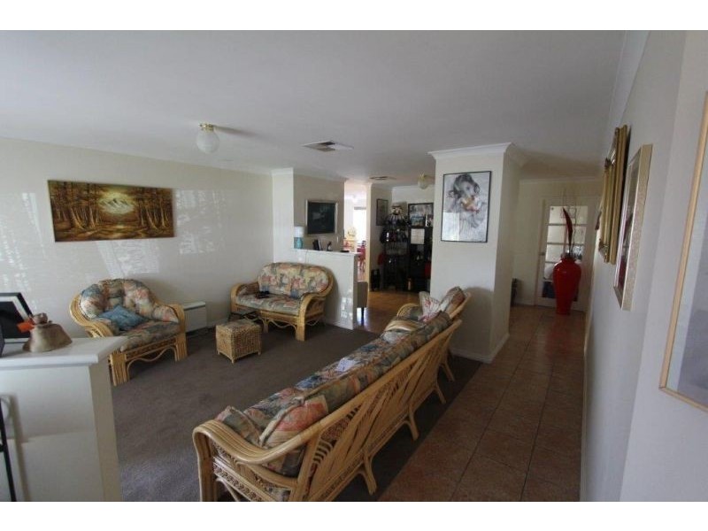 58 The Lakes Blvd, Jandakot WA 6164