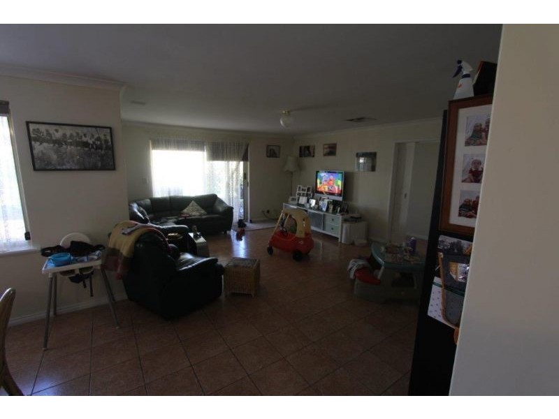 58 The Lakes Blvd, Jandakot WA 6164