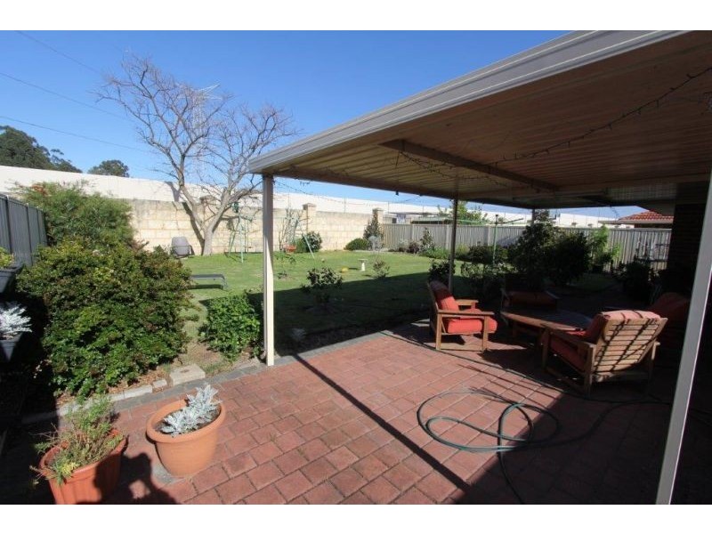 58 The Lakes Blvd, Jandakot WA 6164