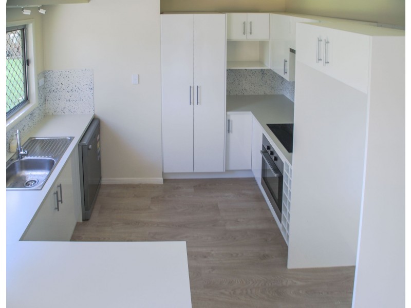 42 Anchusa Street, Kingston QLD 4114