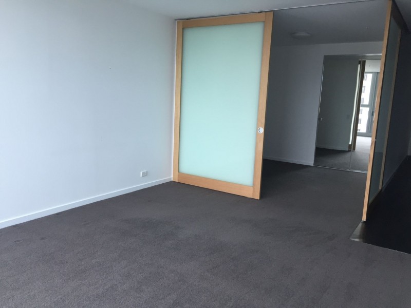 S1807/231 Harbour Esplanade, Docklands VIC 3008