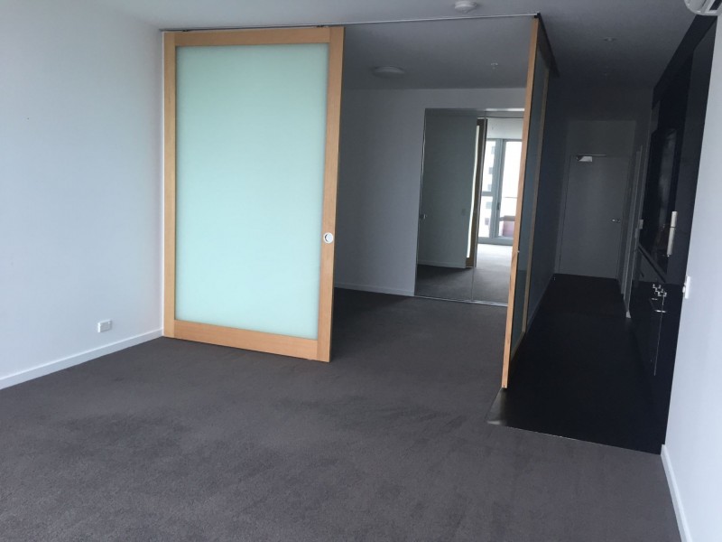 S1807/231 Harbour Esplanade, Docklands VIC 3008