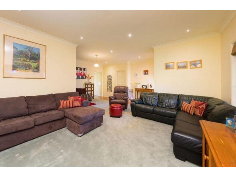 49 Craig Drive, Bellbridge VIC 3691