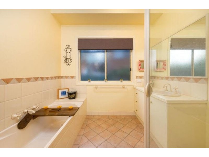 49 Craig Drive, Bellbridge VIC 3691