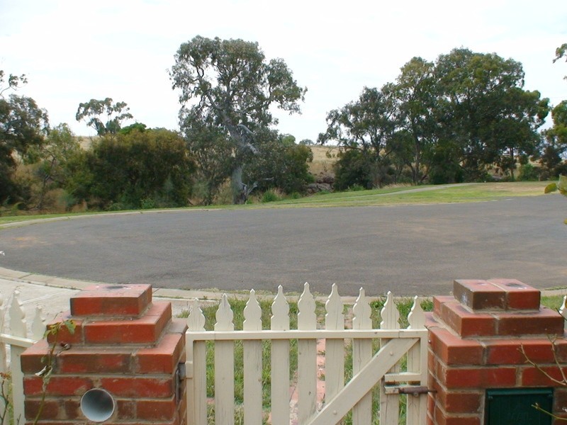 Melton South VIC 3338