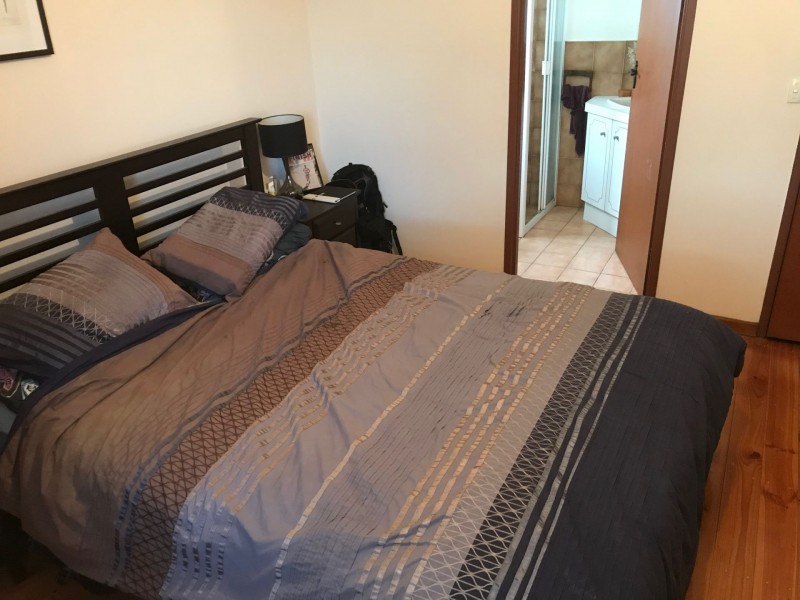 1 Laver Cresent, West Lakes Shore SA 5020