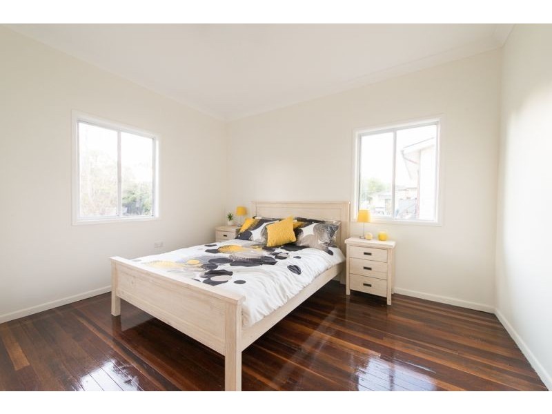 159 South Station Road, Silkstone QLD 4304