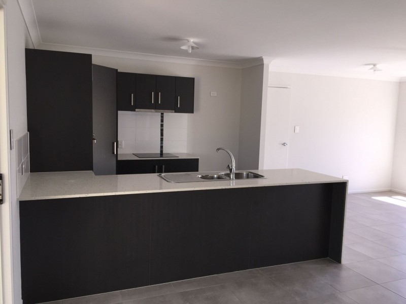 15 Melwood Street, Eagleby QLD 4207