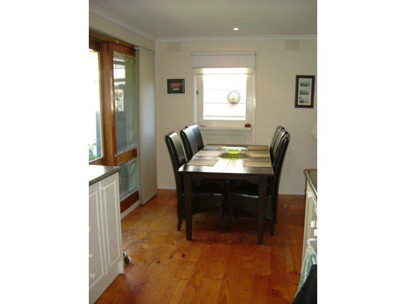 10 Isaacs Close, Sunbury VIC 3429