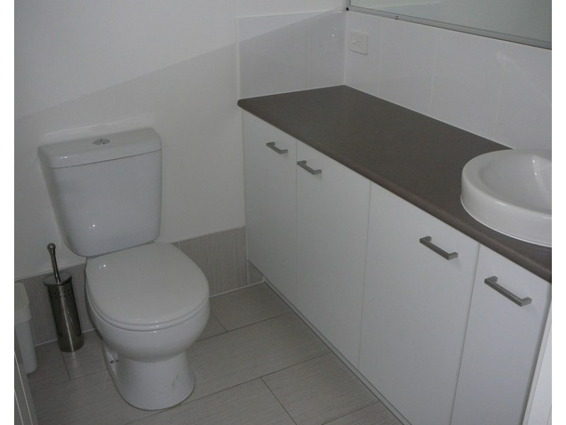 13 Kirkhill St, Brighton QLD 4017