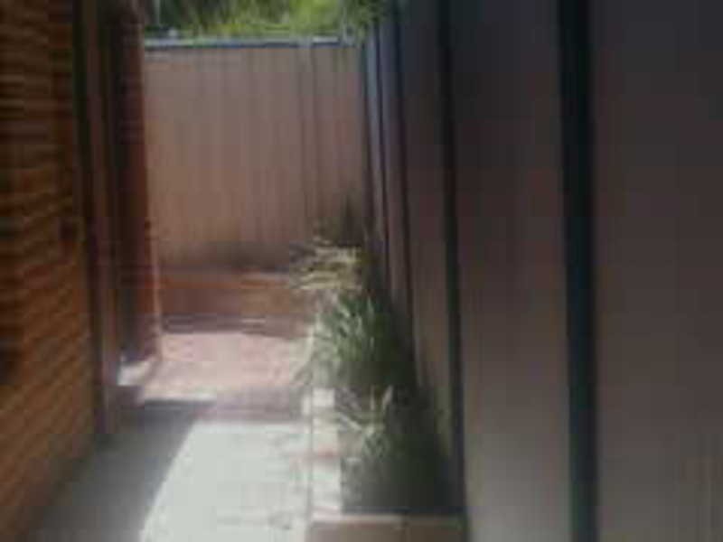 A/5 Clarke way, Bassendean WA 6054